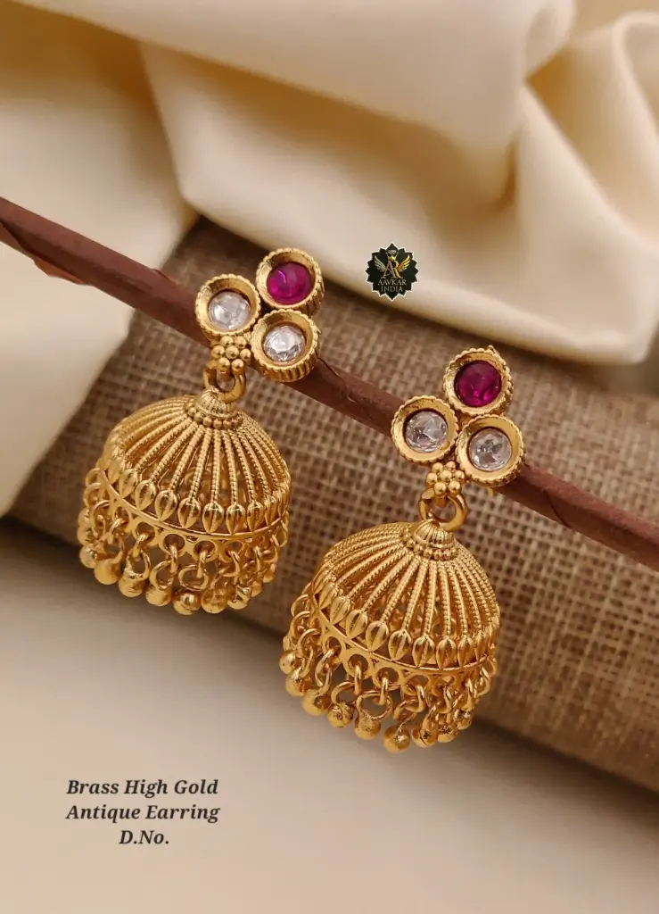 Brass Highgold Antique Earrings M4
