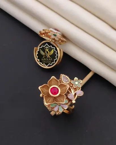 Antique Minakari Ring K9