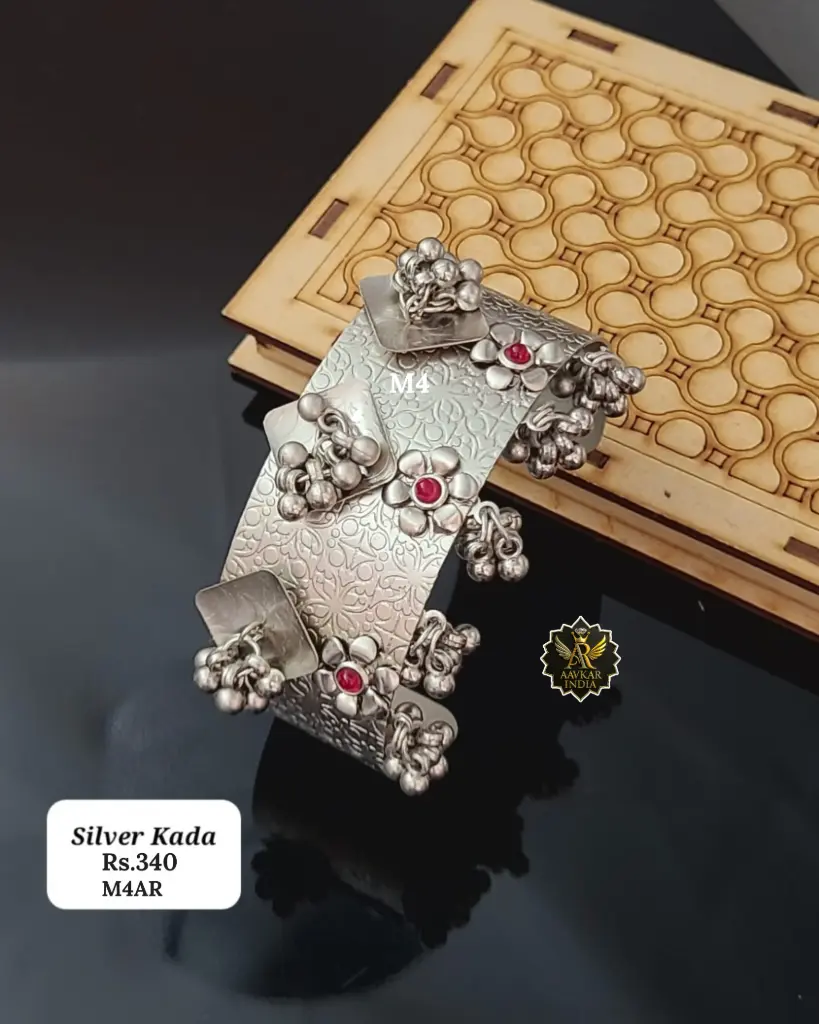 Navratri Special Silver(Oxidize) Kada M4