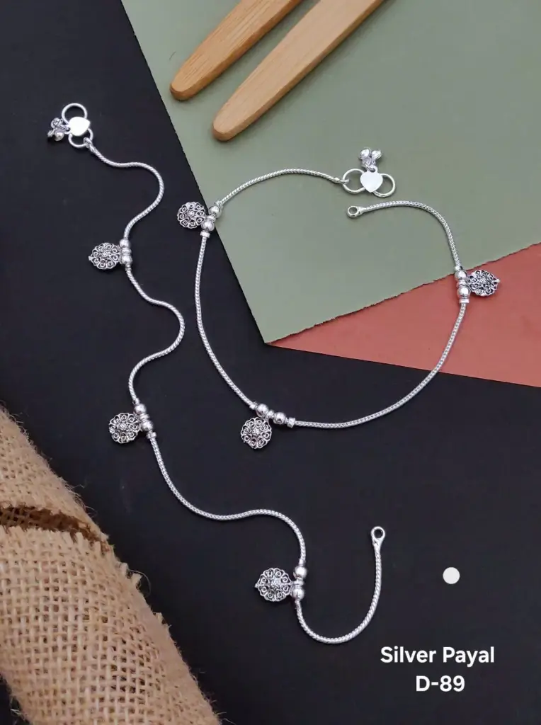 Daily Use Silver Payal K9