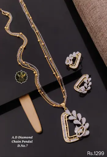 AD Diamonds Chain Pendant B10