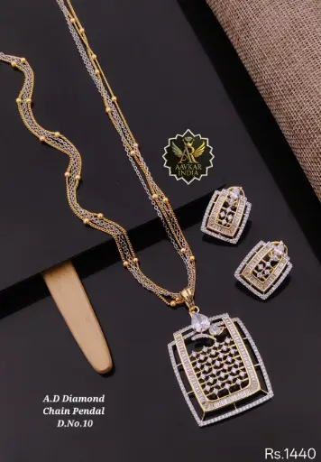 AD Diamonds Chain Pendant B10