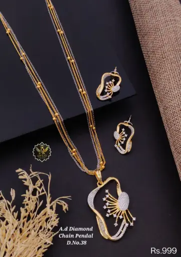 AD Diamonds Chain Pendant B10